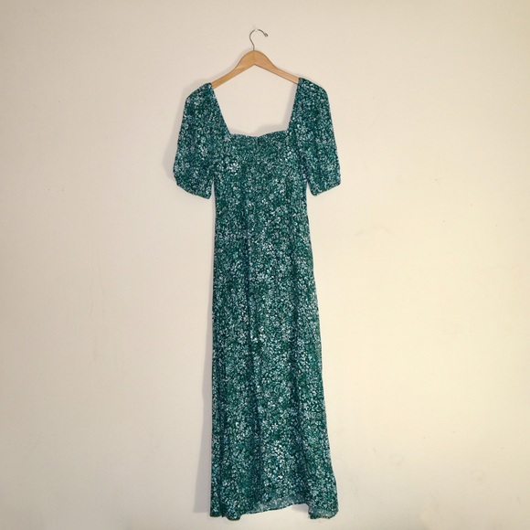 Madewell Puff-Sleeve Sweetheart Midi Dress in Floral (Green Ditsy) - Picture 4 of 12